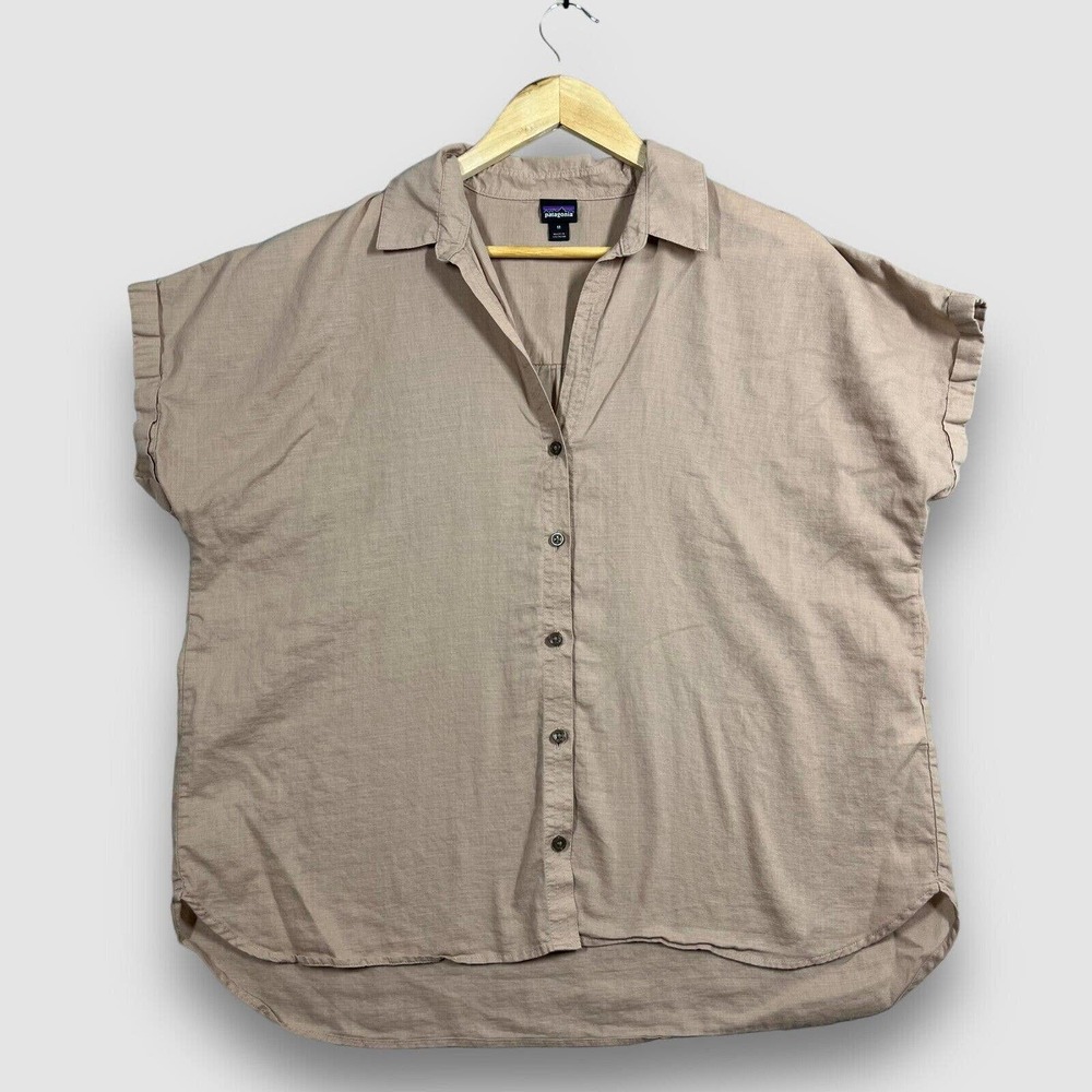 Patagonia Button Front Blouse Womens Medium Beige Cotton Hemp Blend Short Sleeve